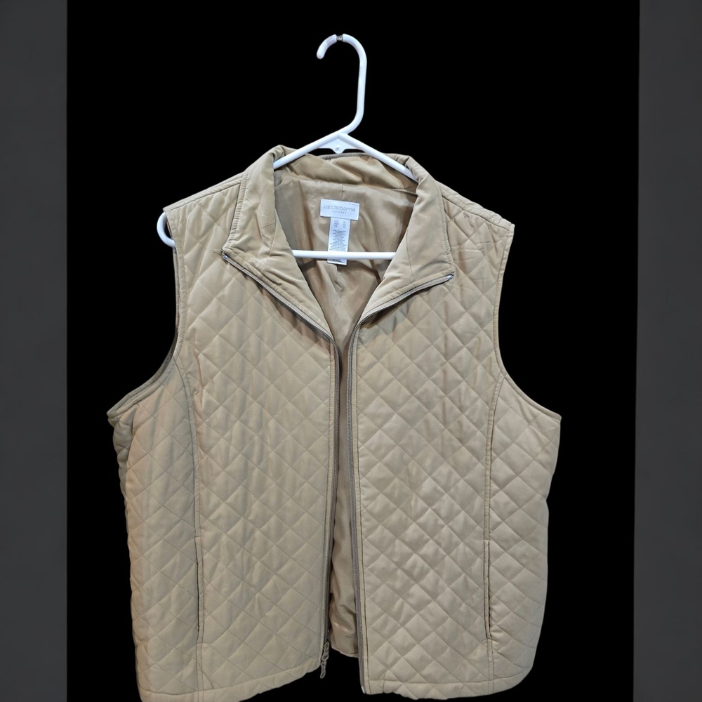 Liz Claiborne Beige Quilted Vest